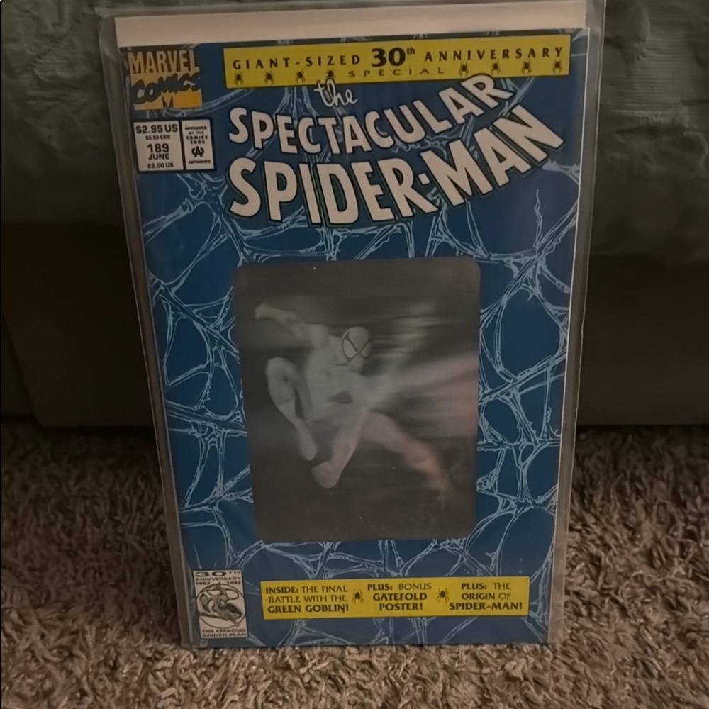Marvel Spectacular Spider-Man Comic - Blue and White
